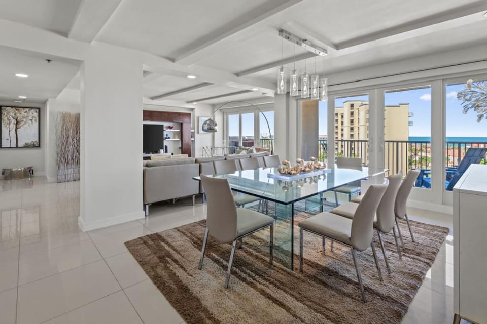 Where the Sky Meets the Sea Luxury Dream Views Apartment in South Padre Island