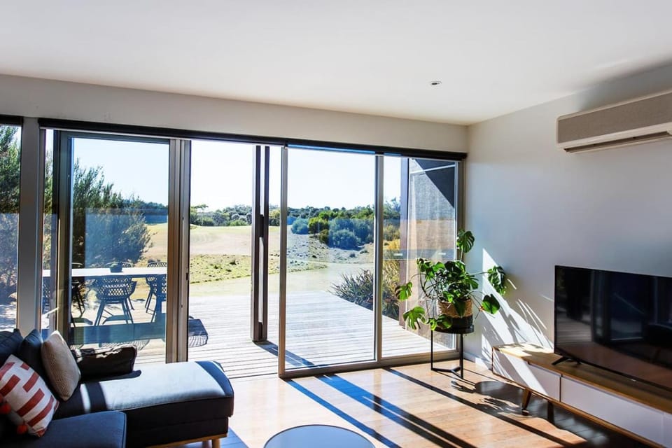 St Andrews Golf Course and Nature Getaway Apartment in Fingal