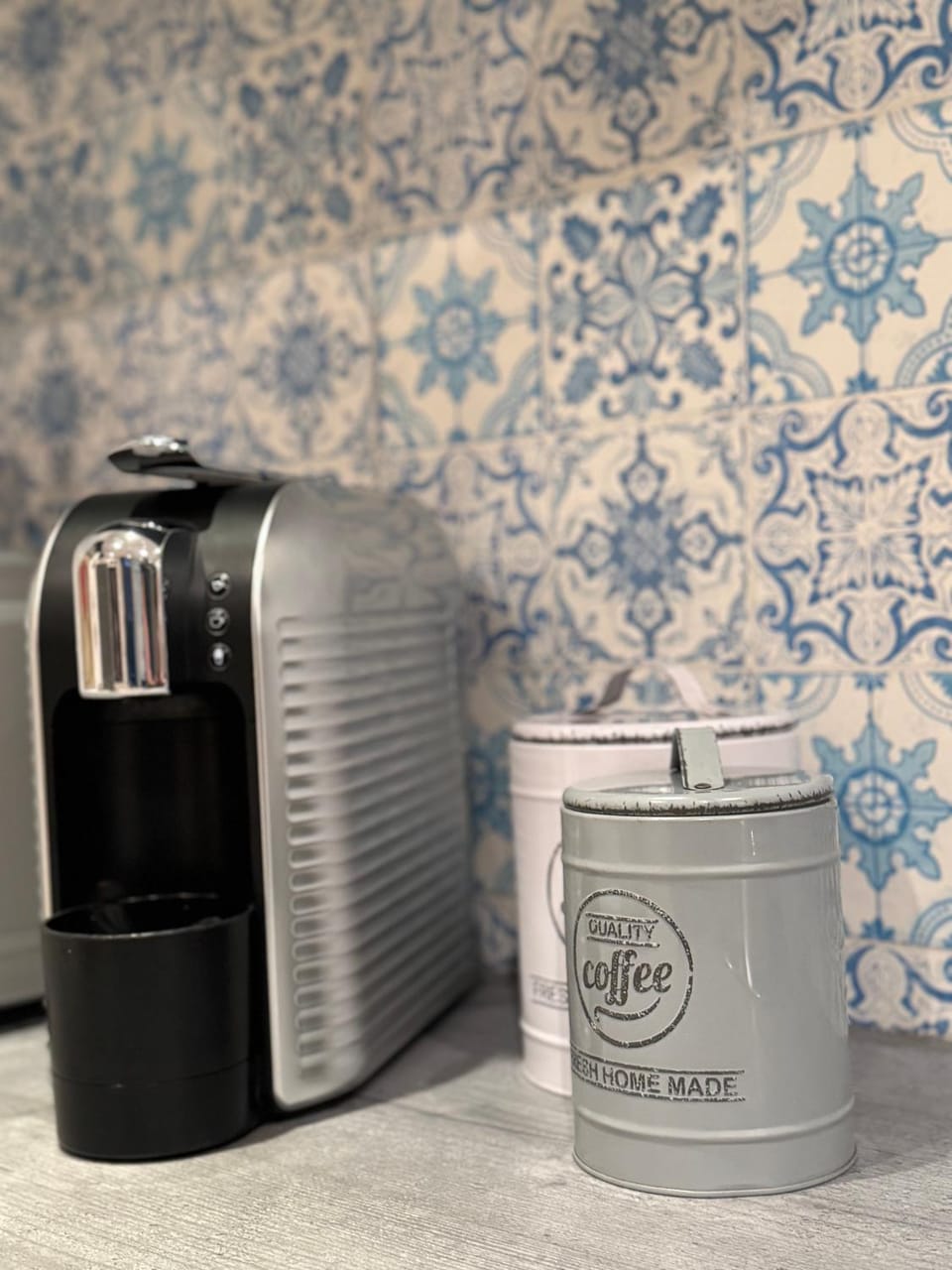 Coffee/tea facilities, Kitchen or kitchenette