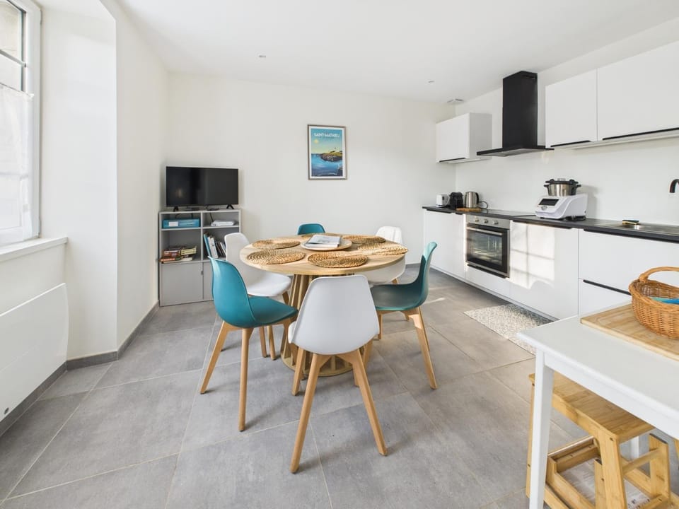 Loki Rivoli Cottage Villa in Locquirec