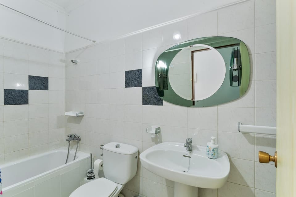 Bathroom, Living room