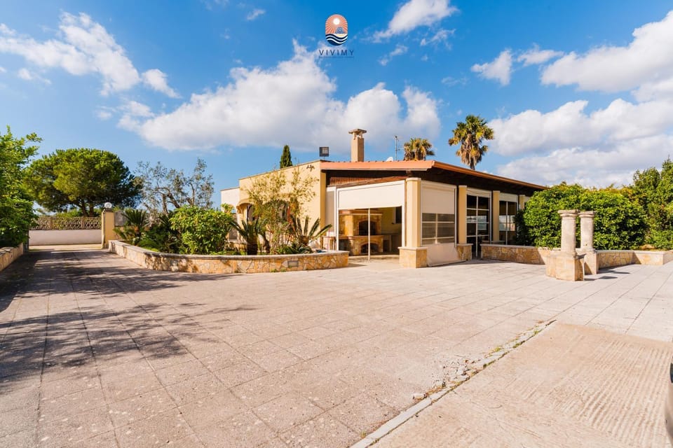 Villa Gianna by Vivimy Villa in Apulia