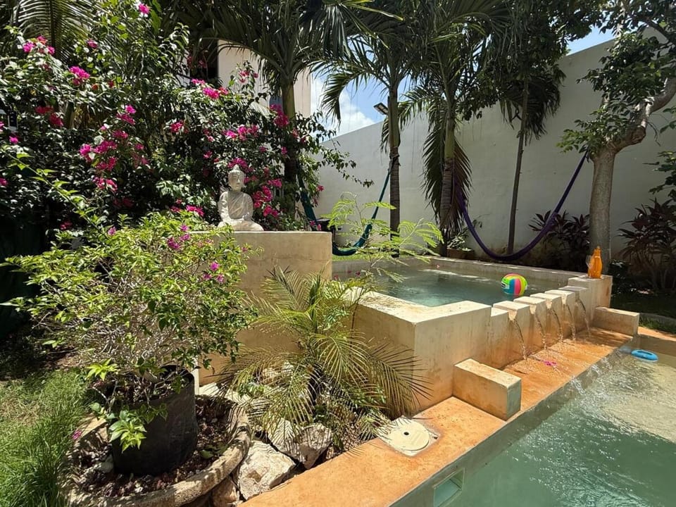 Natural landscape, Hot Tub, Garden view
