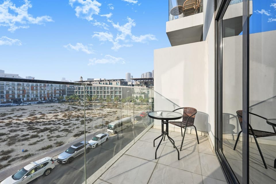 Dubai JVC - Oxford Residence 2 - Parking&Balcony Apartment in Dubai