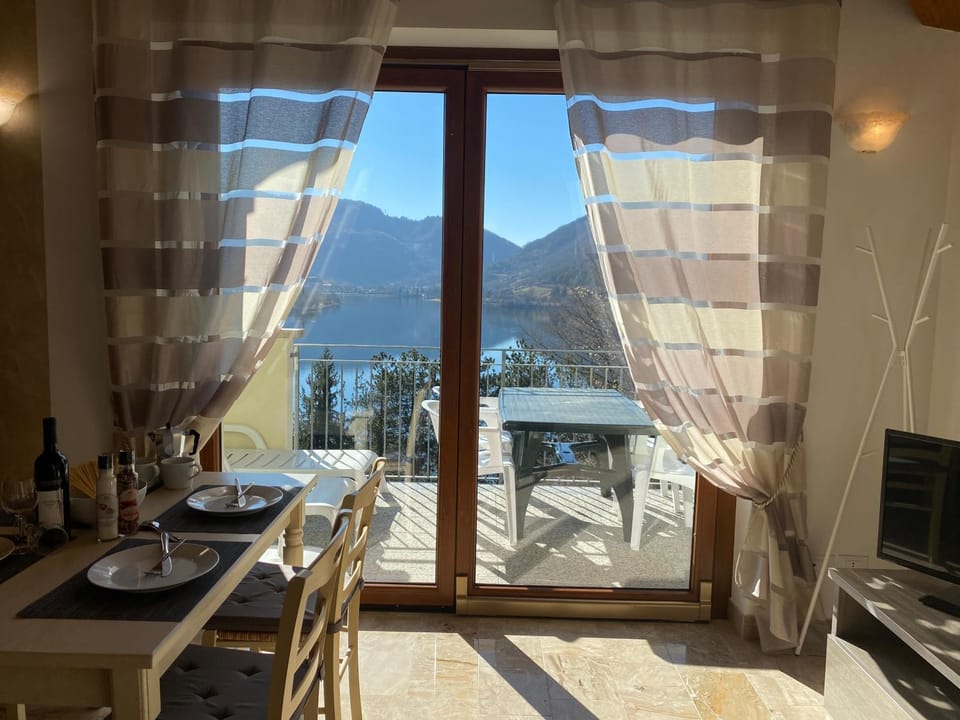 Villa Carlotta C1, Balkon und phantastischer Blick Apartment in Idro