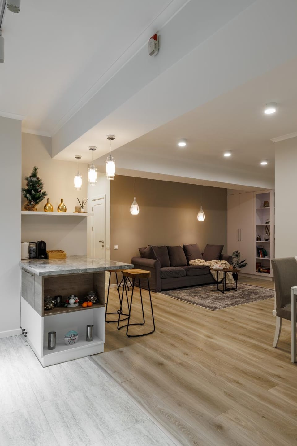 Kitchen or kitchenette, Seating area