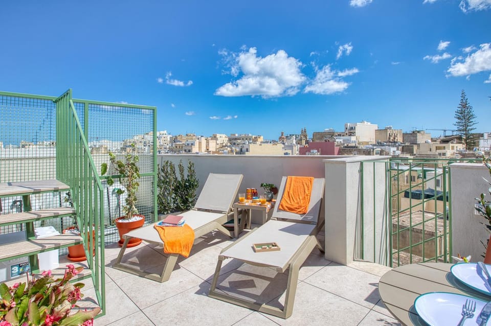 Opuntia M - Penthouse & Private Pool - By Solea Holiday Homes Apartment in Sliema