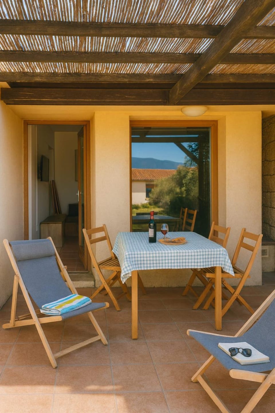 Villa vue jardin dans résidence calme wifi piscine mer à pied Villa in Coti-Chiavari