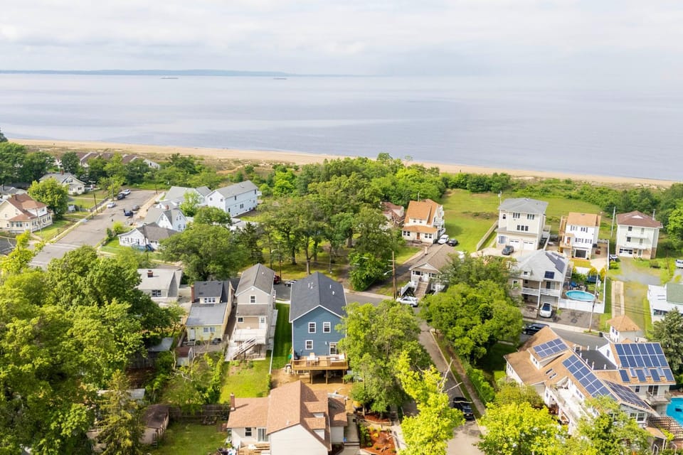 Walk to Keansburg Beach! Family Home w/ Pool House in Middletown
