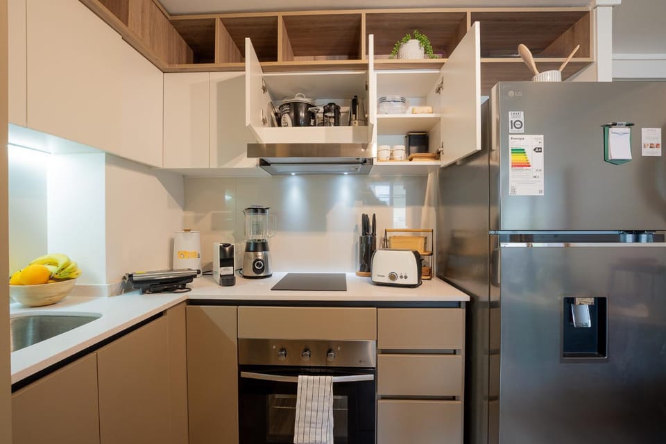 Coffee/tea facilities, Kitchen or kitchenette, oven, toaster