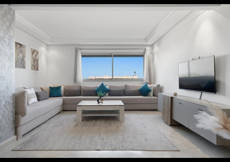 Communal lounge/ TV room, TV and multimedia, Living room, Seating area