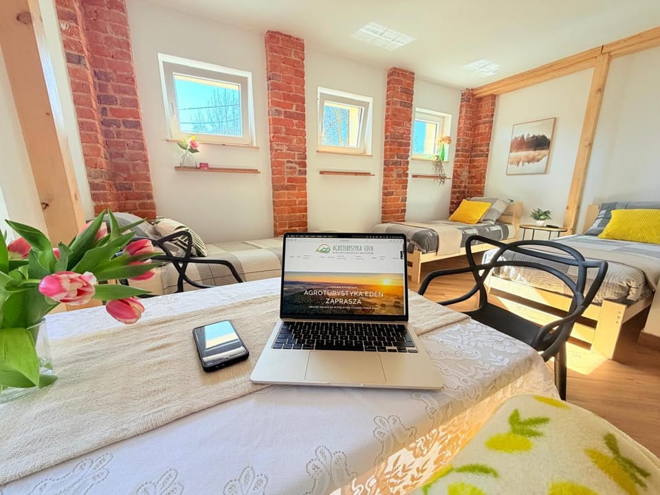 Living room, Business facilities