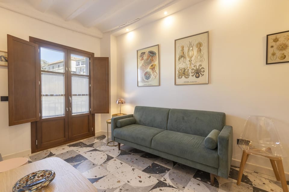 Marvelous Apartment 7 min Cathedral+ Free Parking Apartment in Granada