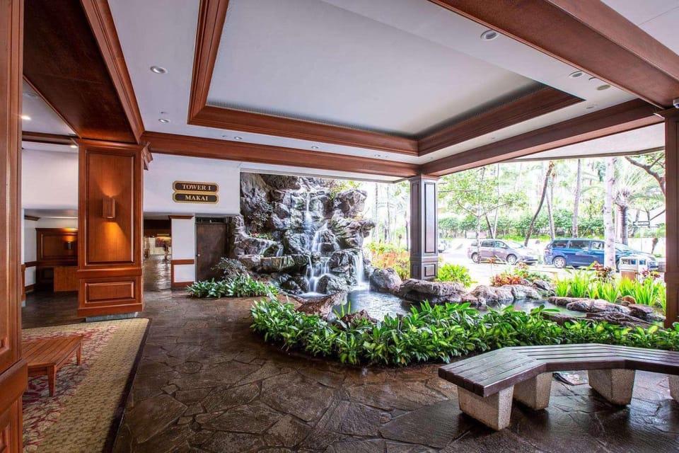 Waikiki Banyan 907 - Tower 1 House in Honolulu