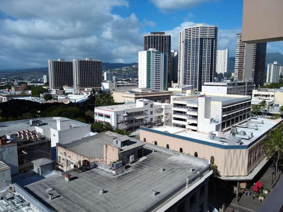 Executive Centre 1120 House in Honolulu