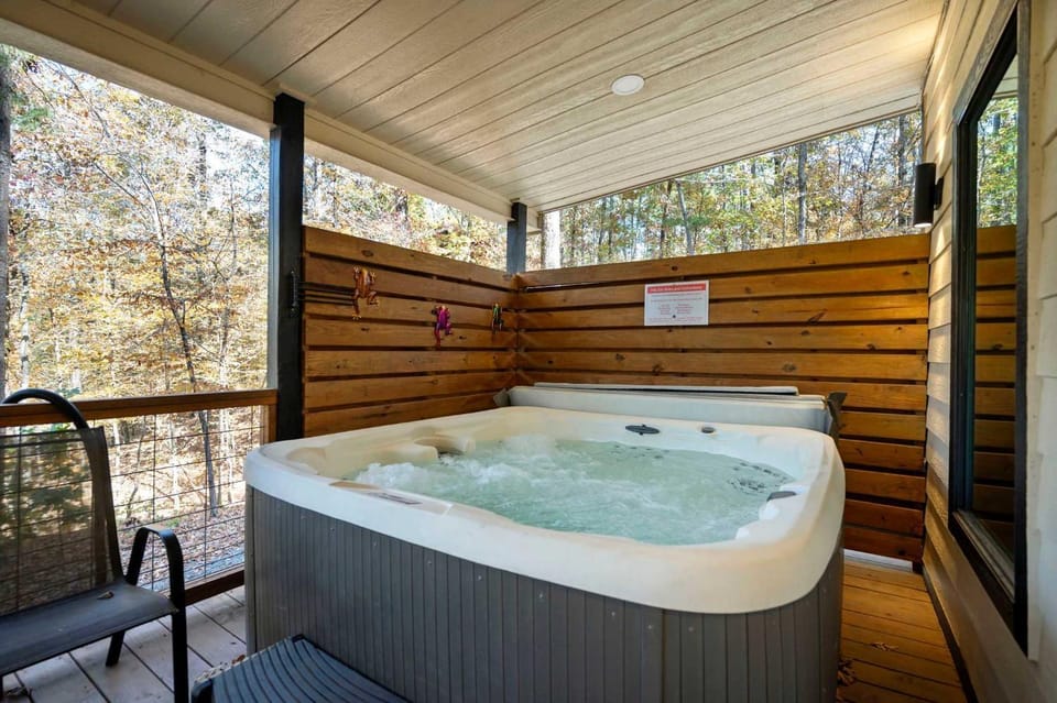 Feelin' Froggy - Cabin for 11 Cabin in Oklahoma