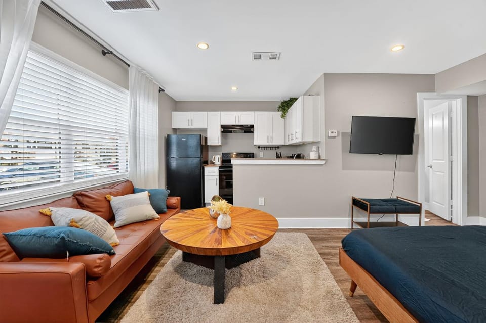 Charming Sutton 1BR Getaway Apartment in Dallas