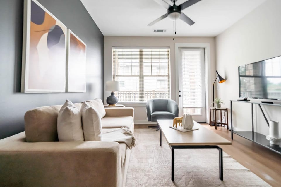 The Raleigh Vibe III 8802 Apartment in Raleigh