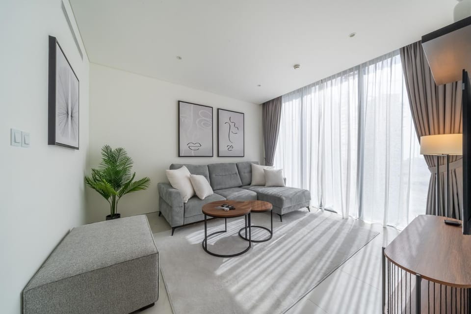Creek Vista Elegance-1BRBurj Khalifa View Apartment in Dubai