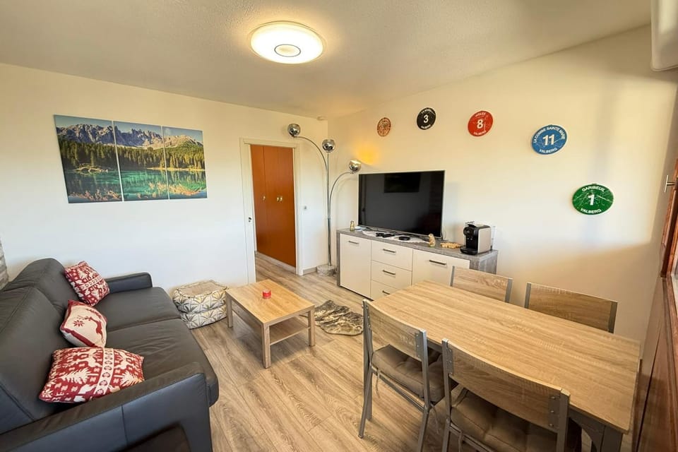 Apartment for 4 people near the slopes Apartment in Piedmont