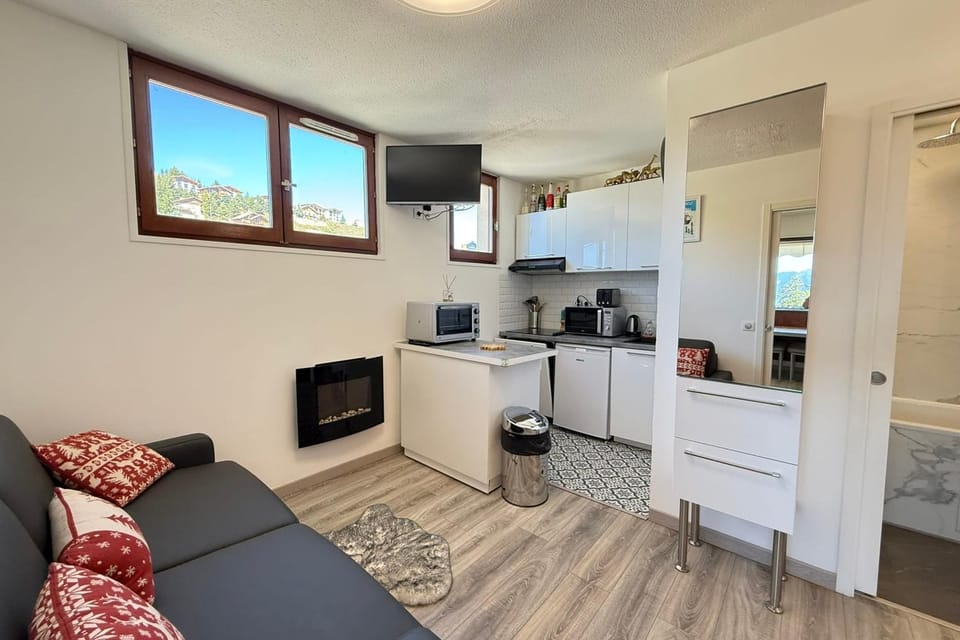 Apartment for 4 people near the slopes Apartment in Piedmont