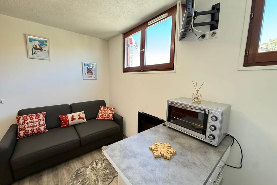 Apartment for 4 people near the slopes Apartment in Piedmont
