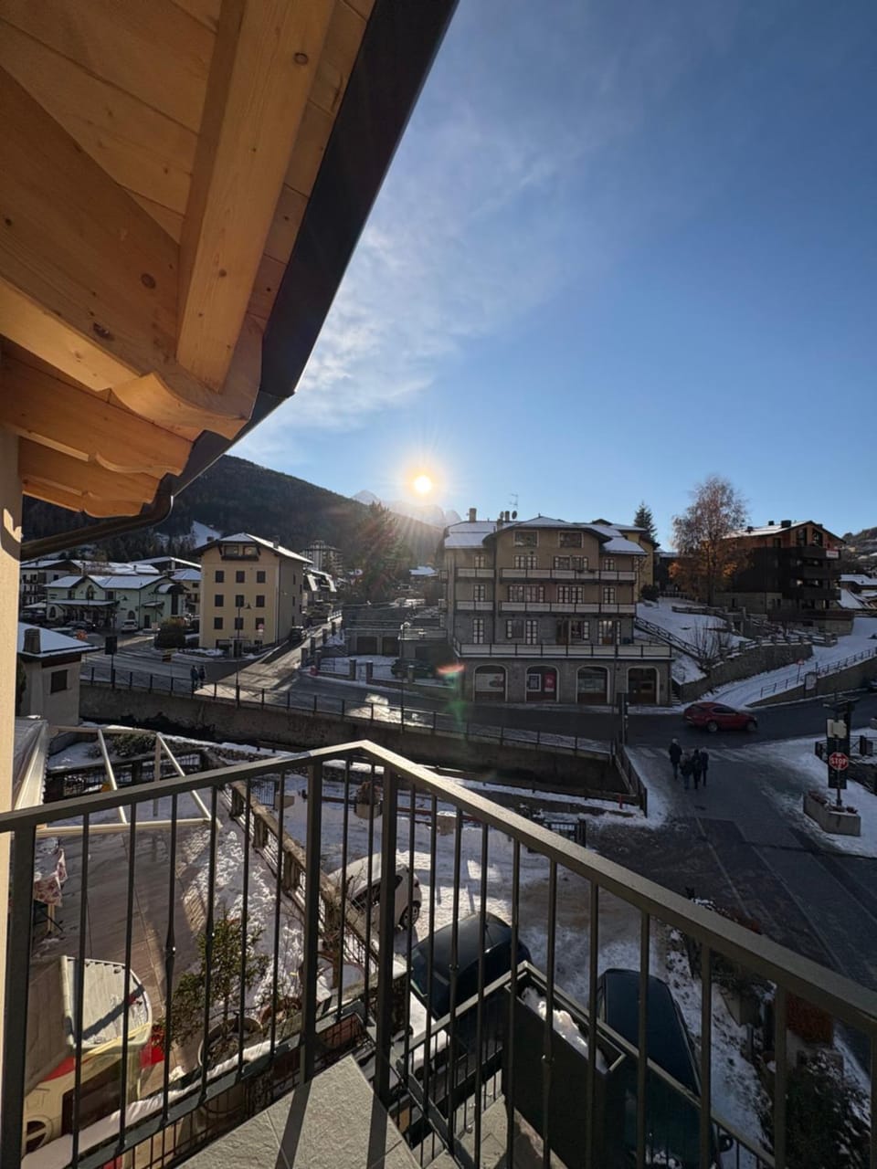 View (from property/room), Balcony/Terrace, Mountain view