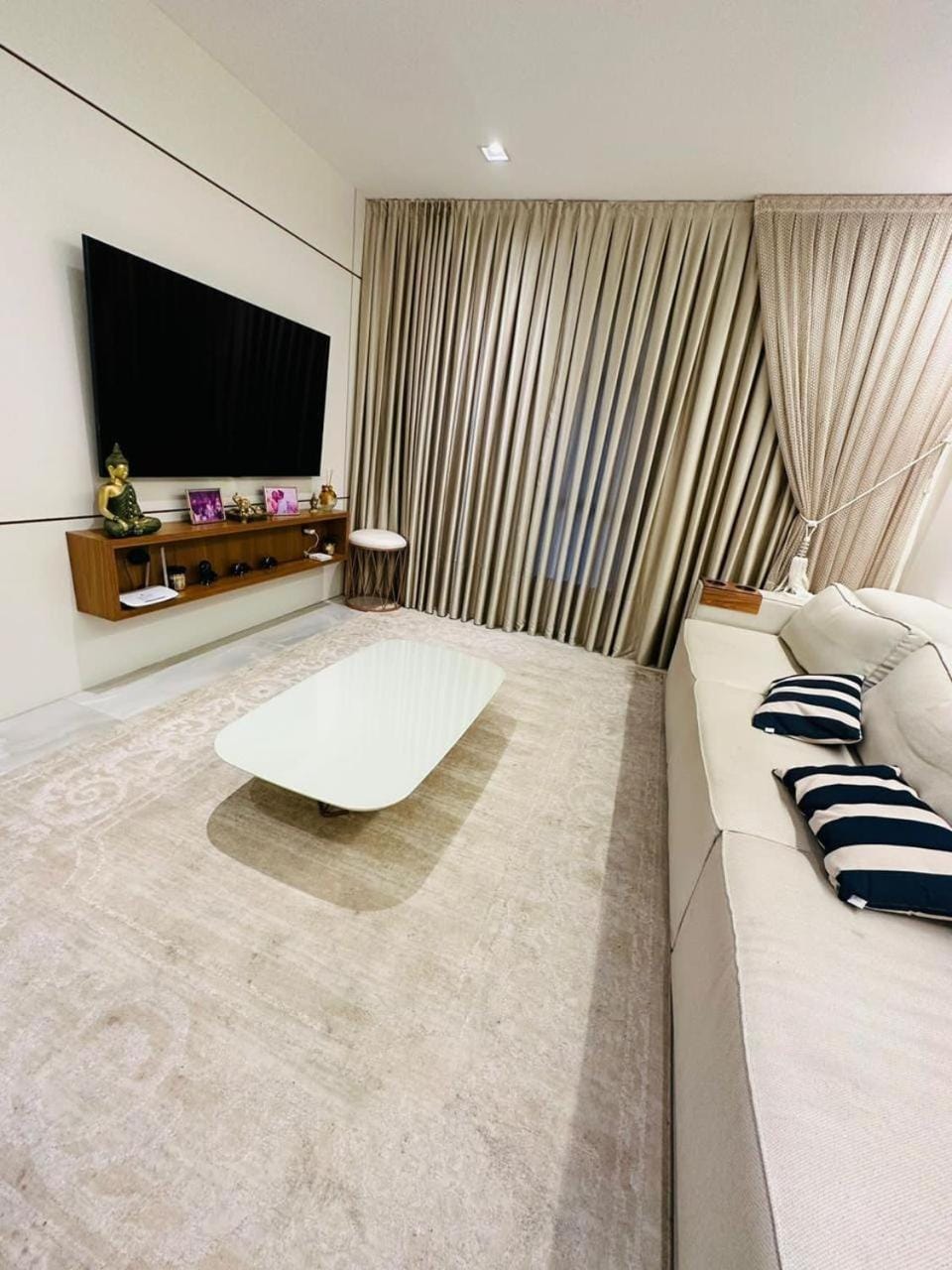 AP 1 quadra do mar no centro de Balneário Camboriú Apartment in Camboriú