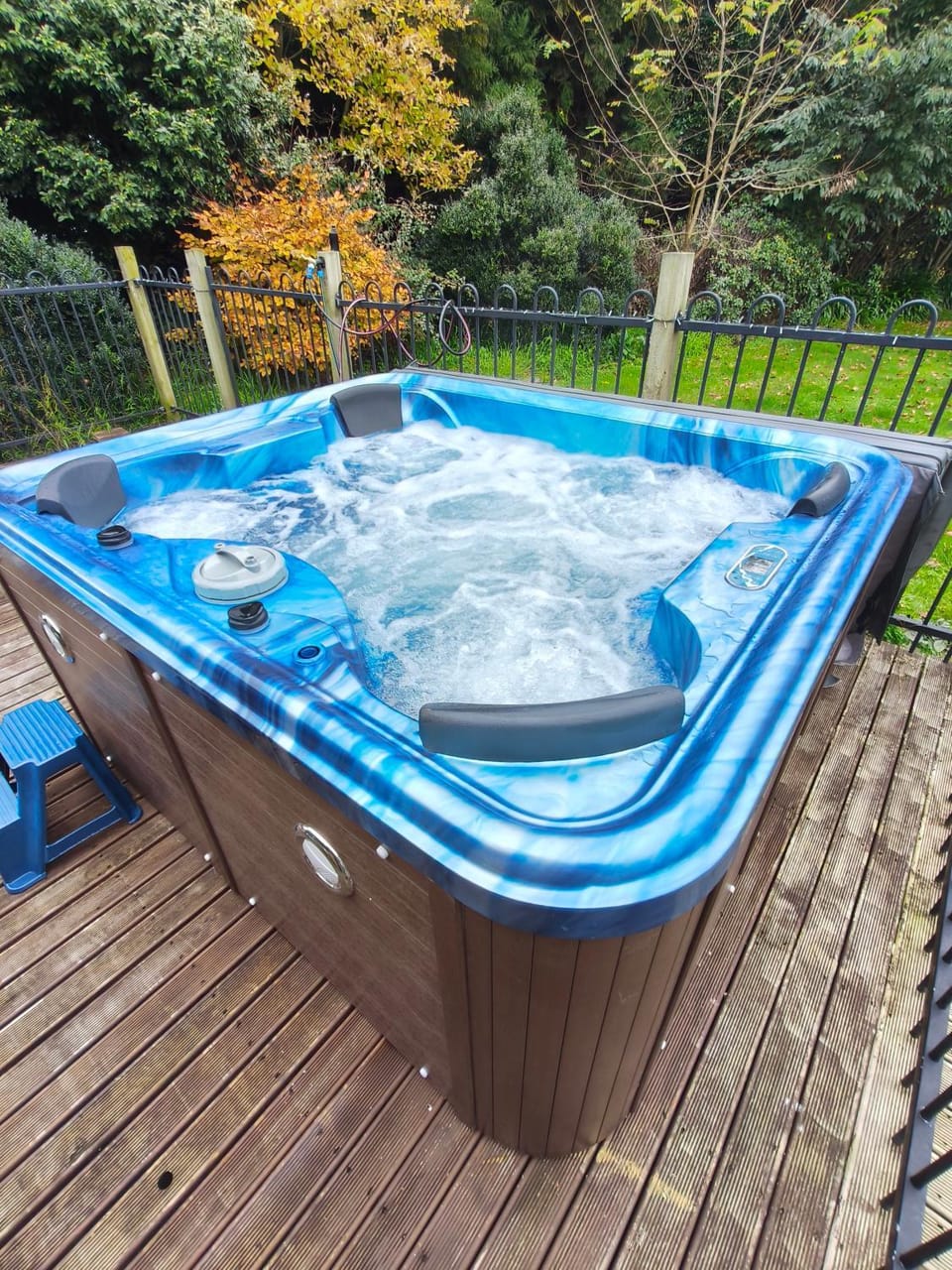 Hot Tub, Spa and wellness centre/facilities