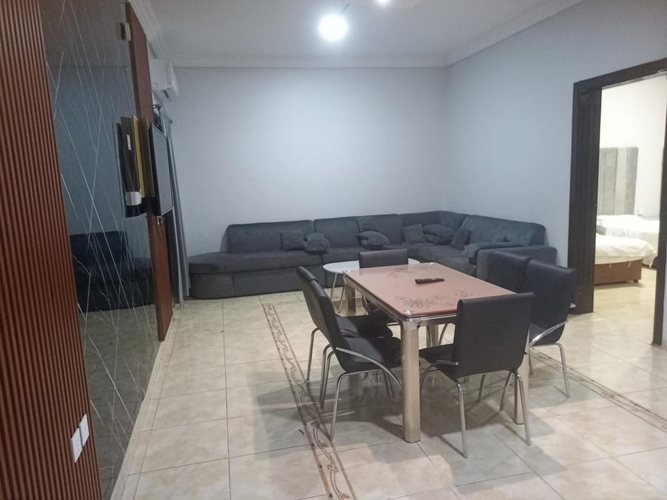 Living room, Seating area, Dining area