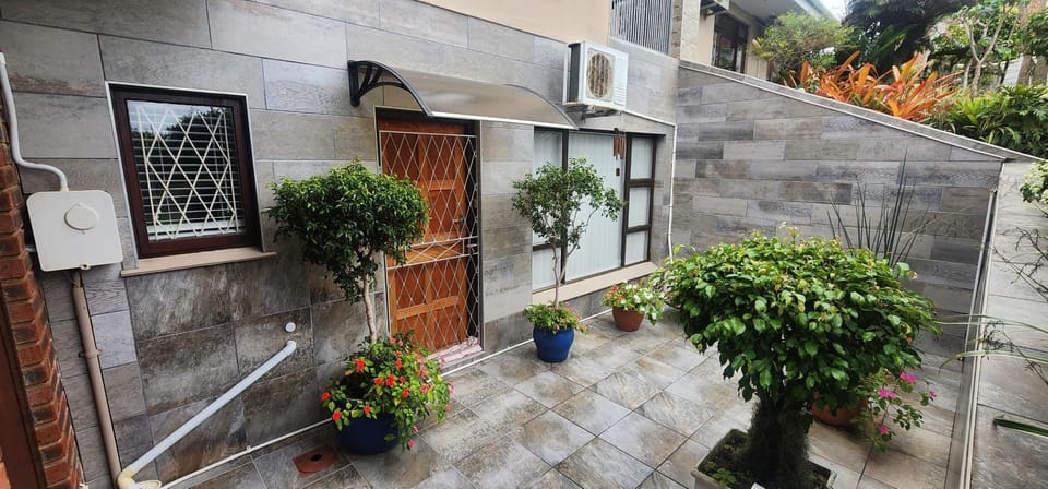 Facade/entrance, Garden