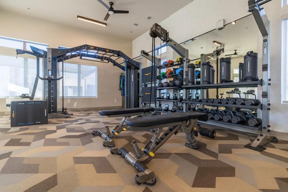 WorkerFriendly WasherDryer WiFi LongStayDiscount Apartment in Sherman