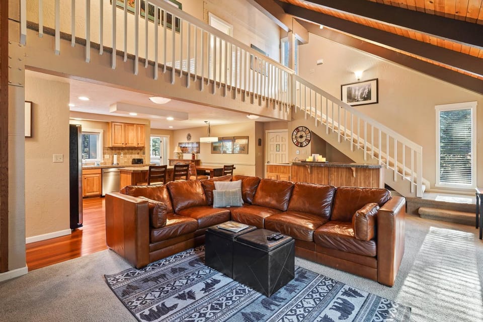 15 Blue Grouse House in Sunriver