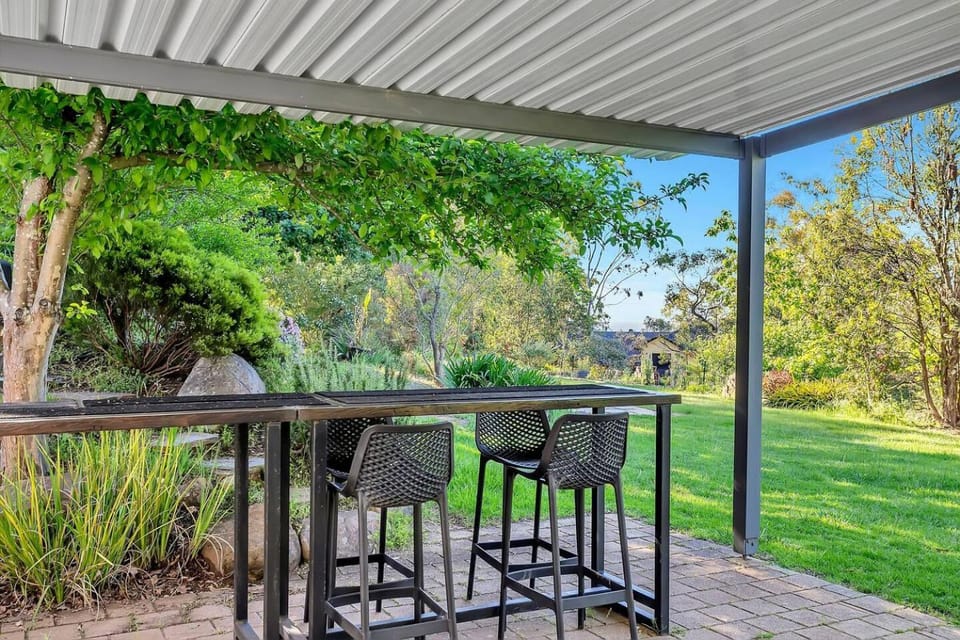 Patio, Garden view