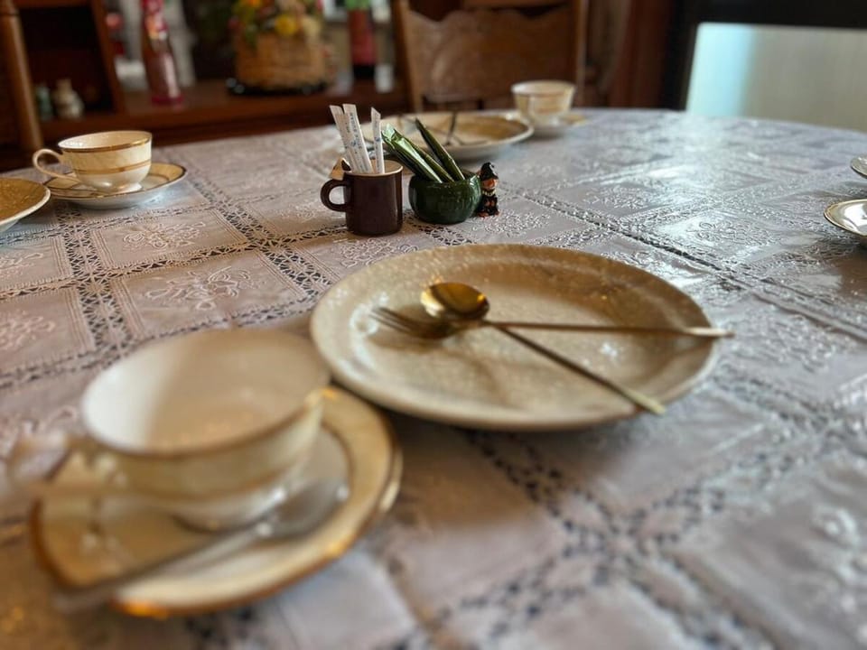 YM Guesthouse Traditional Japanese House 4Br 5Ba, Garden, Tatami Rooms House in Sennan