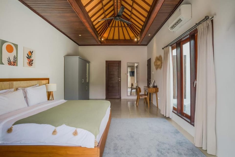 Villa Aura by Maheswara Villa in Kuta
