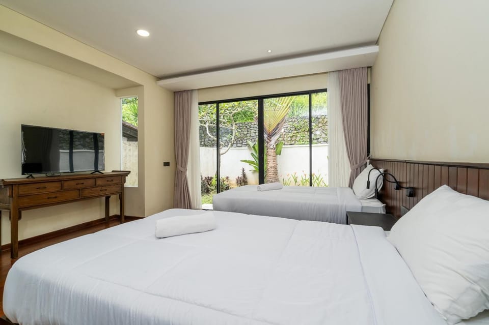 ESTUVILLA by Serenity 2BR & Private Pool in Ubud Villa in Tampaksiring
