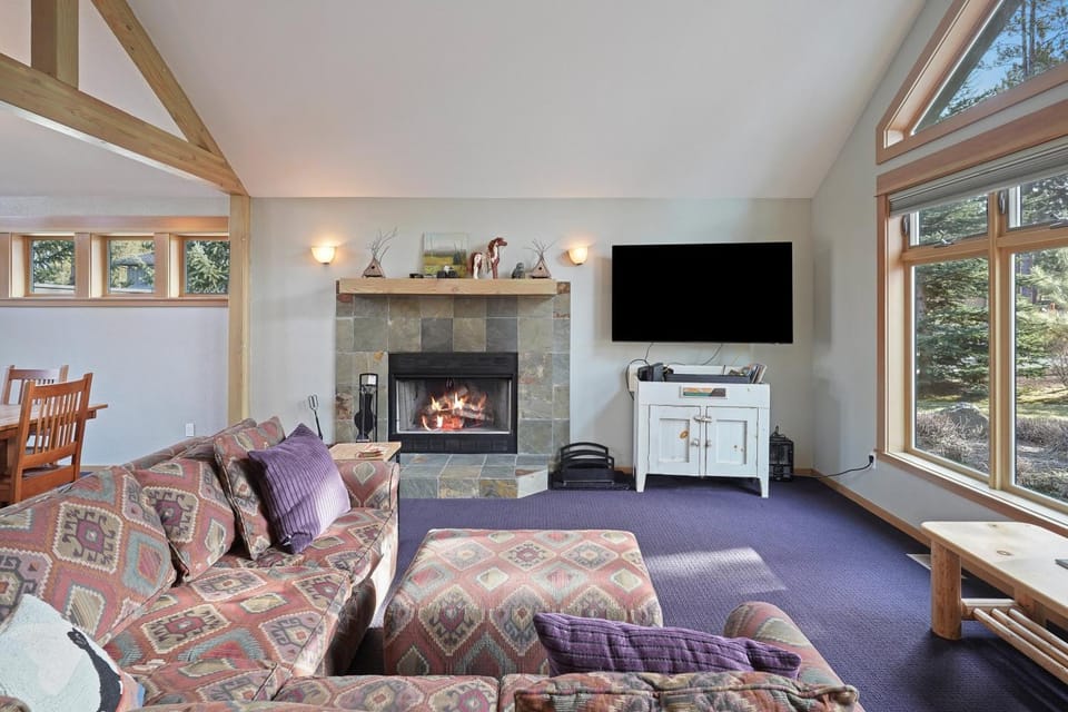28 Big Leaf House in Sunriver