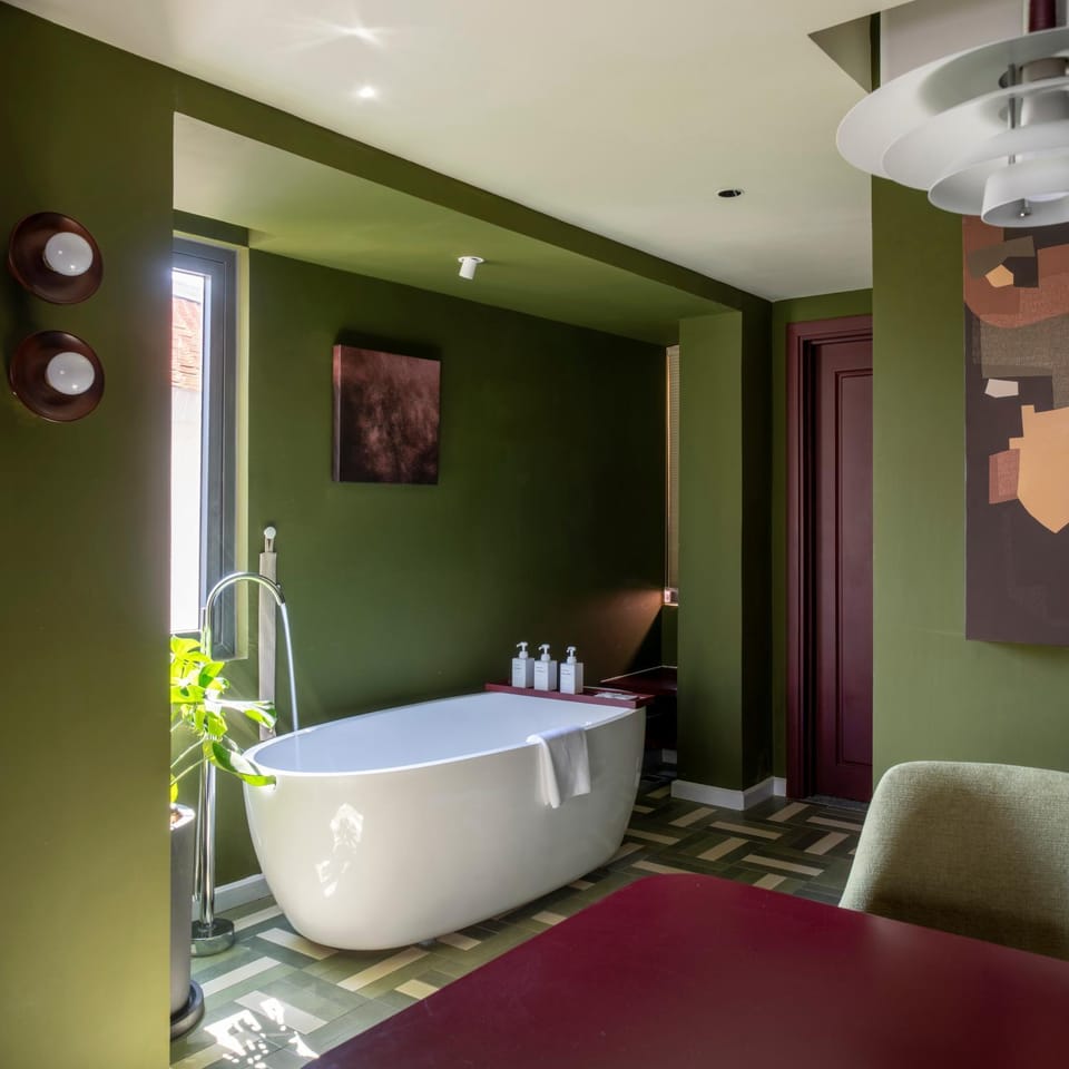 AVA Senses Hotel Hồ Nghinh - Mỹ Khê Beach by AVA LAND Apartment hotel in Da Nang
