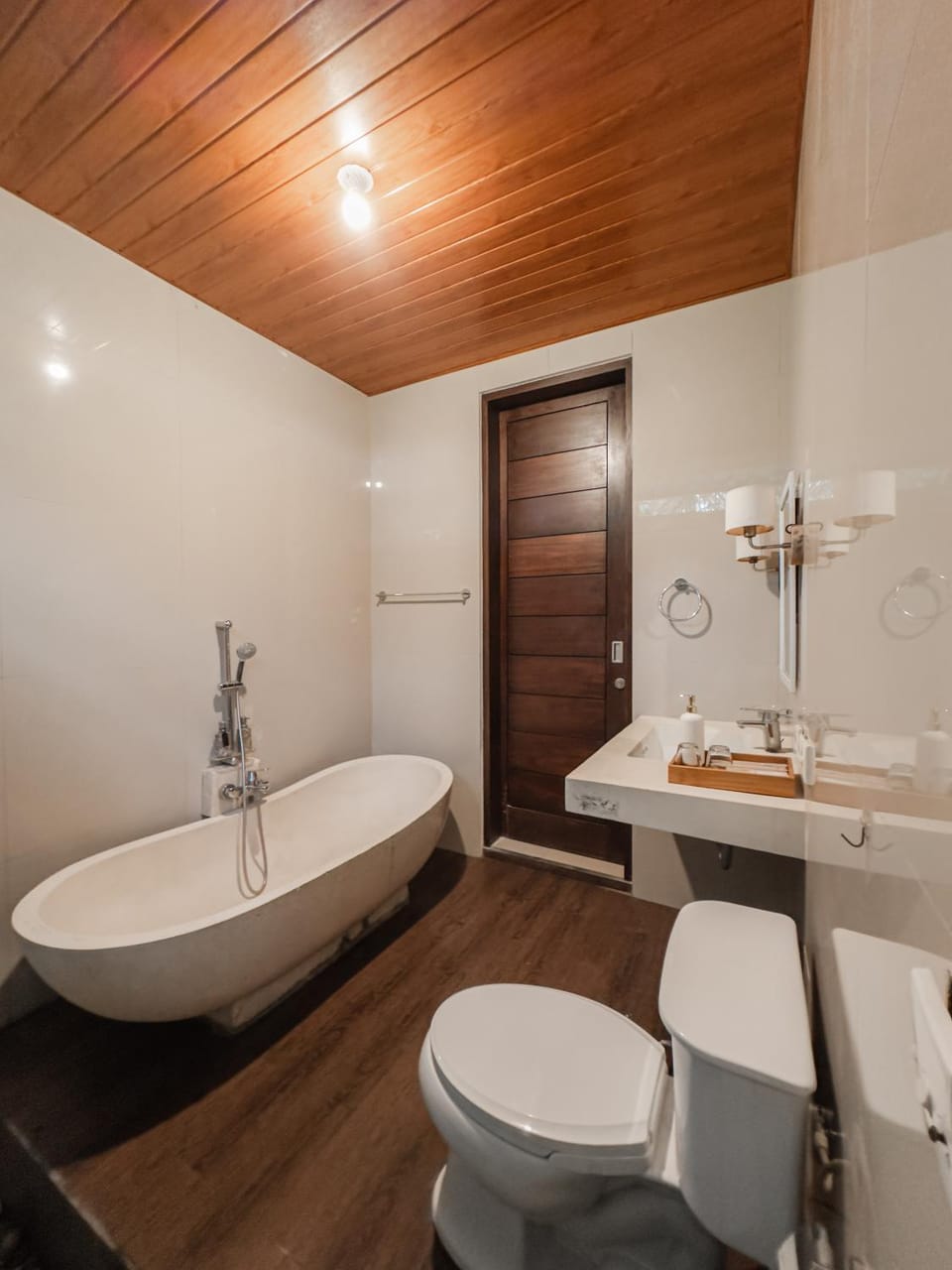 Shower, Bath