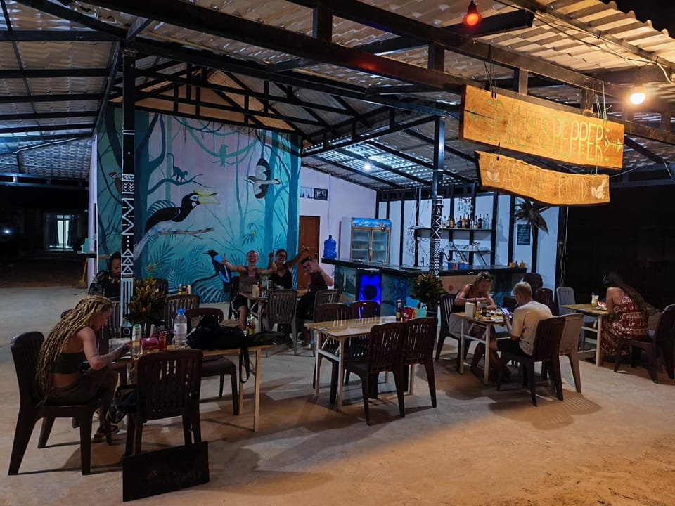 Restaurant/places to eat