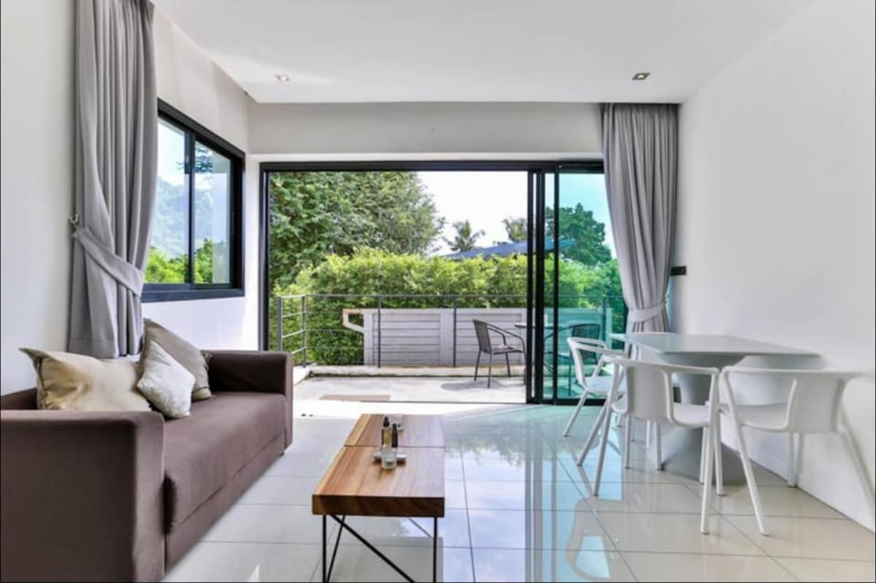 Villa Mourmel 3 Bedrooms with Private Pool Villa in Ko Samui