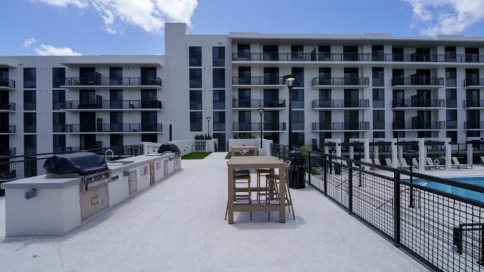High Floor Property-Expansive Views- Sleep 6 Miami Apartment in North Miami
