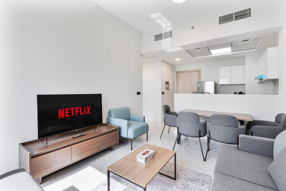 Cozy 1BR Apartment, 20 Min to Jebel Ali Beach Apartment in Dubai