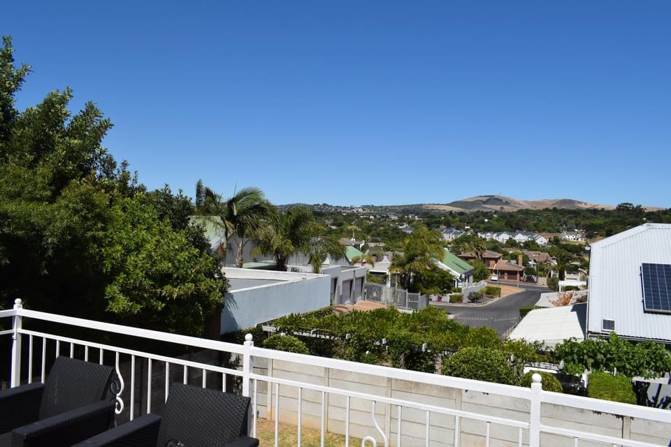 View (from property/room), Balcony/Terrace
