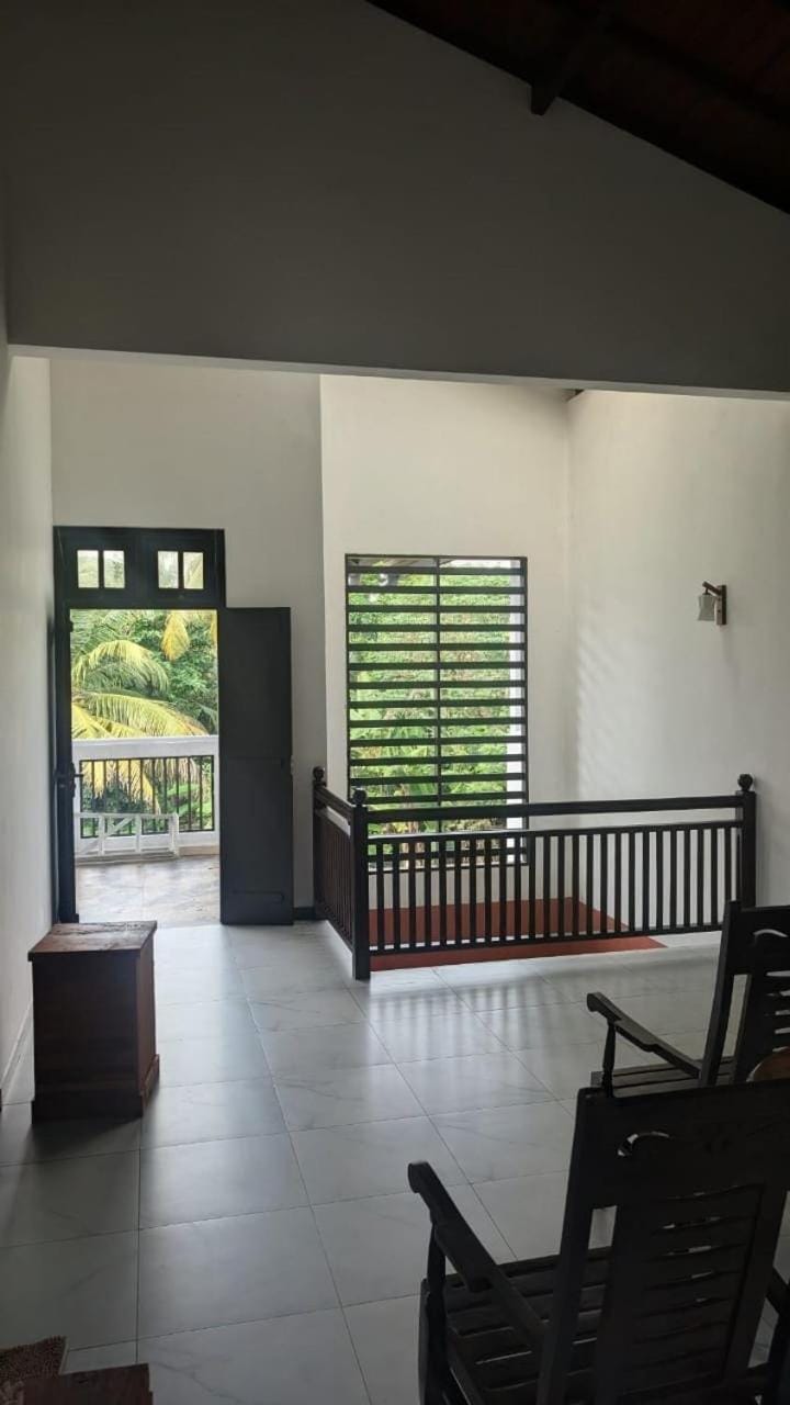 Sahan Villa Apartment in Kamburugamuwa
