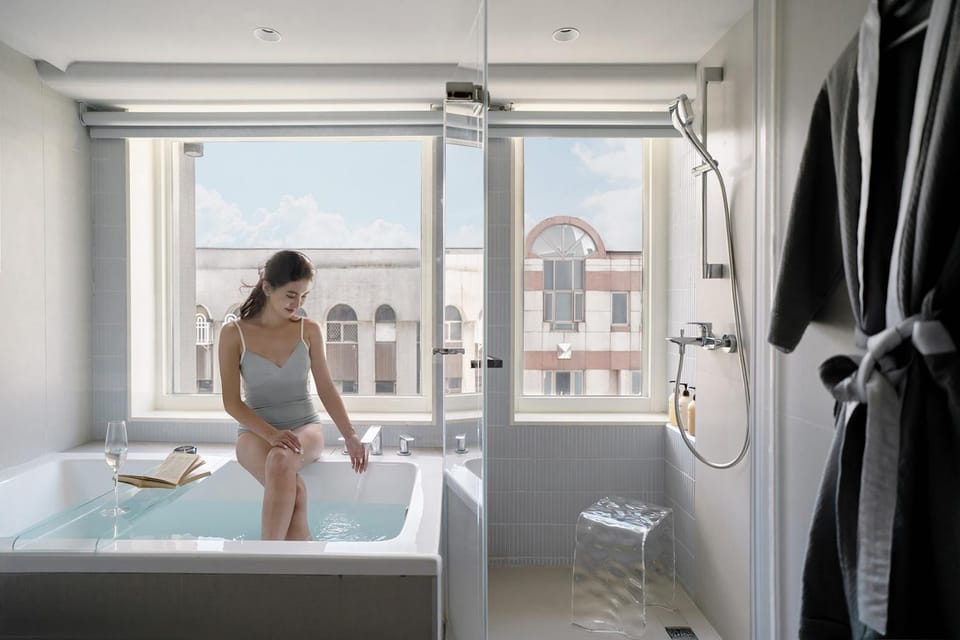 Bathroom, Bath