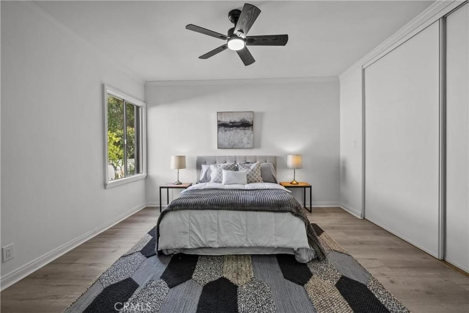 Fully Furnished 1-Bedroom House in Santa Monica