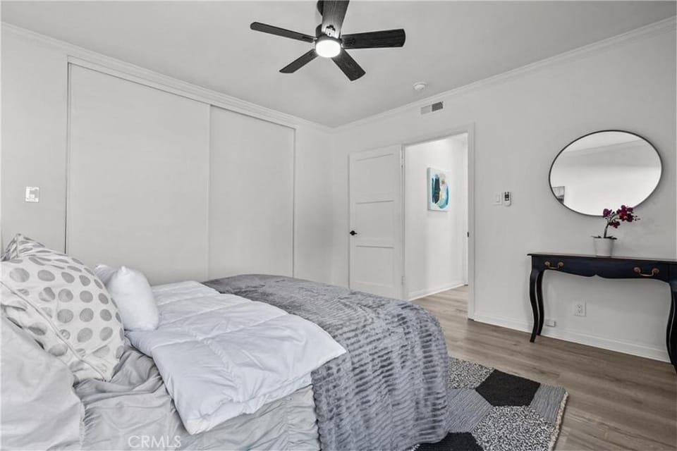Fully Furnished 1-Bedroom House in Santa Monica