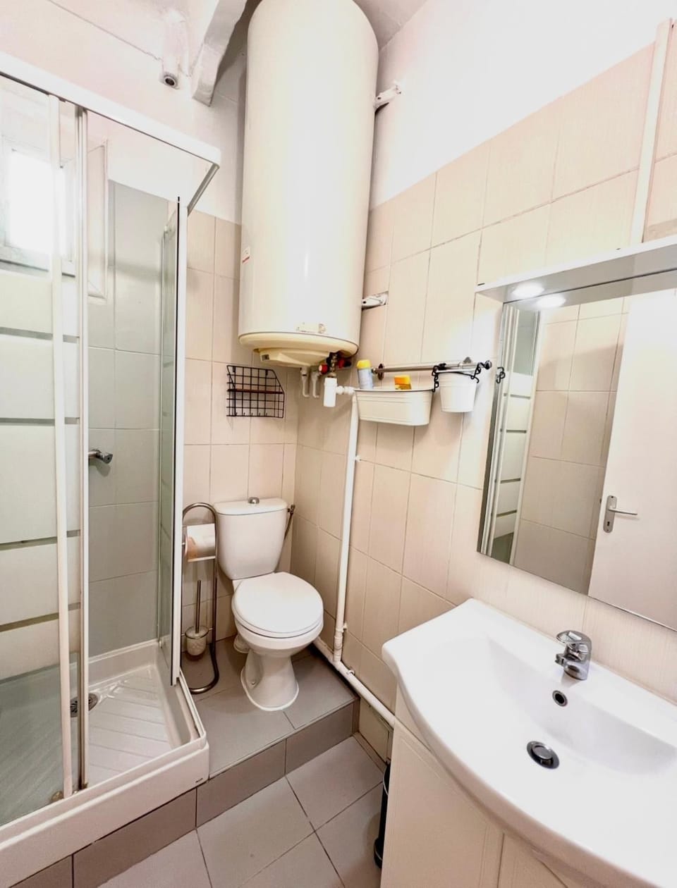 Shower, Toilet, Bathroom, washing machine